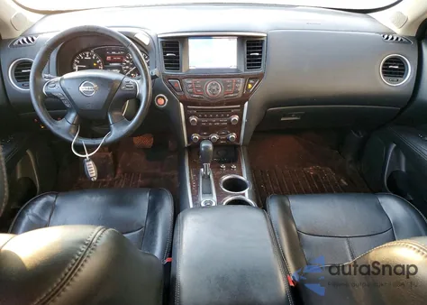 2015 Nissan Pathfinder S z USA, uszkodzony, nr VIN 5N1AR2MM6FC624830